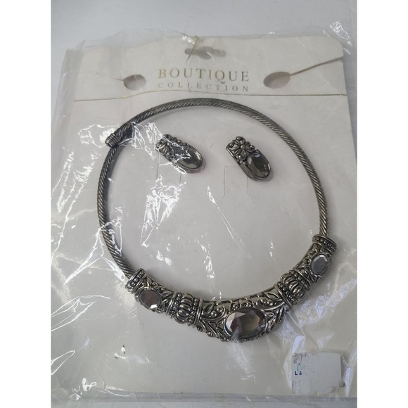 Boutique Collection Jewelry - Boutique Collection Silvertone Necklace & Earring Set